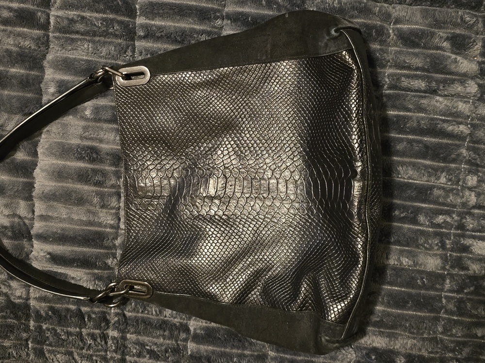 Coach Blake. Black Textured Leather Hobo Bag. GUC. - Picture 3 of 11